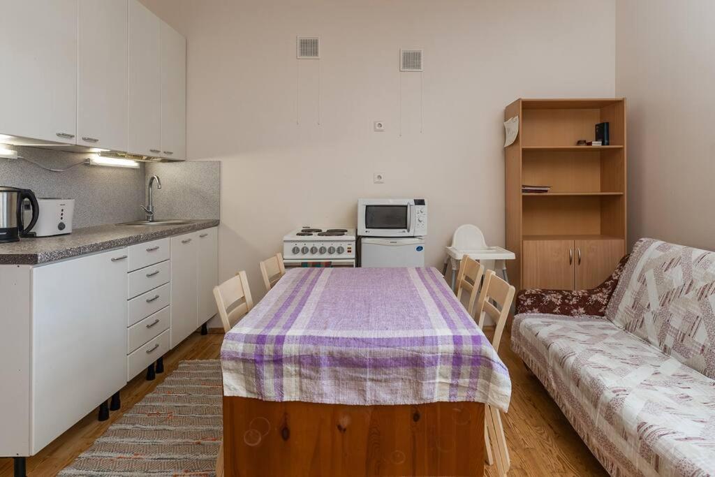 Pueha Vaimu Kuelaliskorter Tallinn Exteriör bild